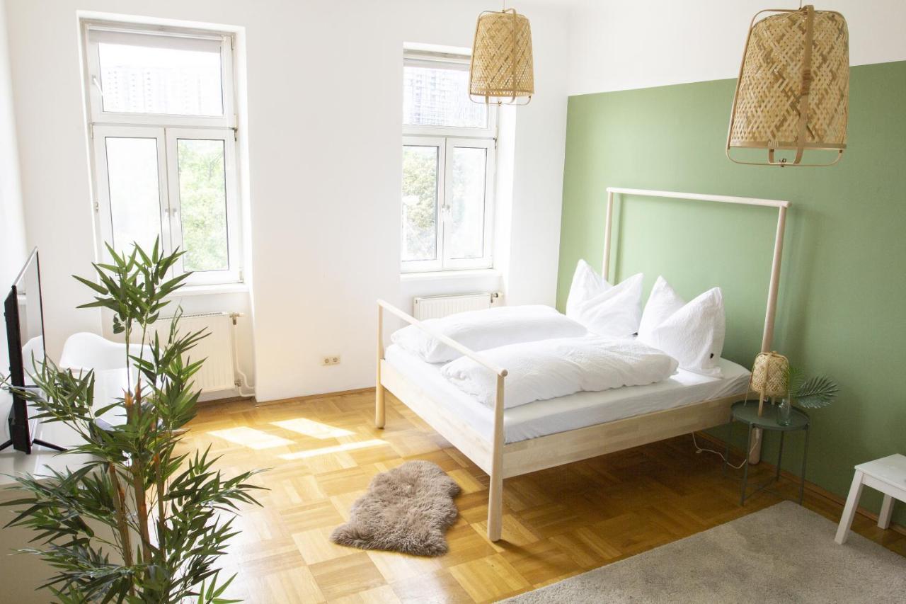 Sunny Apartment Near Belvedere Castle Wina Bagian luar foto